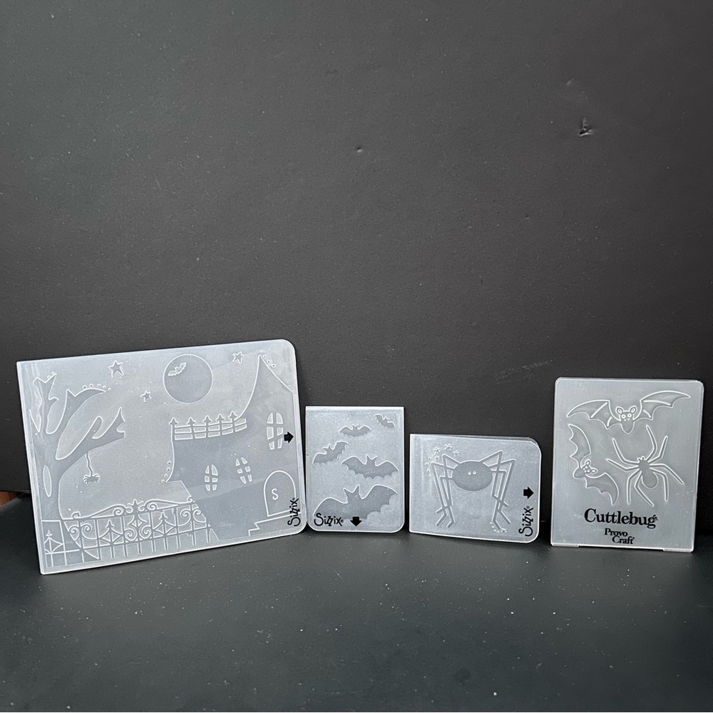 Sizzix Cuttlebug set of 4 Halloween embossing folders